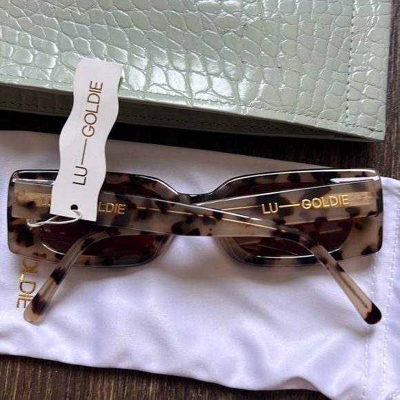 Lu Goldie Salome Sunglasses main image 5